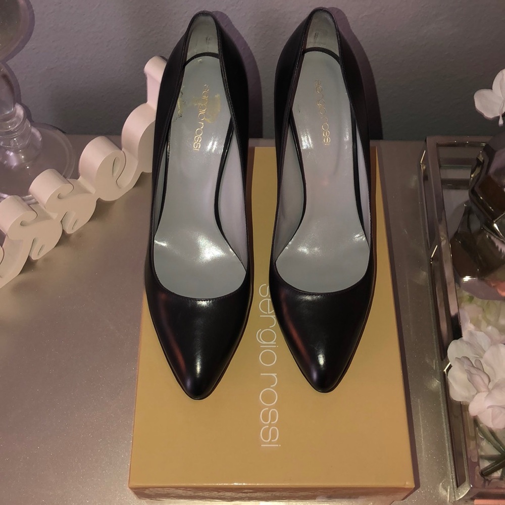 Sergio Rossi Classic Black Pumps
